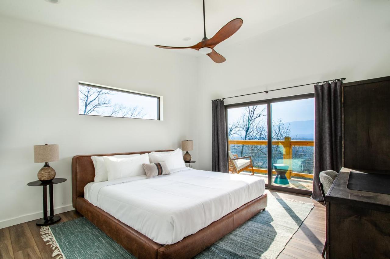 3 Pines Lodges Luxury Mountain View Hot Tub Sevierville Ngoại thất bức ảnh